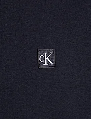 Calvin Klein Jeans - CK EMBRO BADGE HOODIE - kapuutsiga dressipluusid - night sky - 4