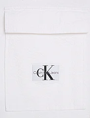 Calvin Klein Jeans - SEERSUCKER SS SHIRT - basic shirts - bright white - 5