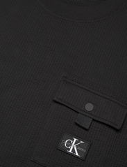 Calvin Klein Jeans - TEXTURE POCKET SS TEE - basic t-shirts - ck black - 2