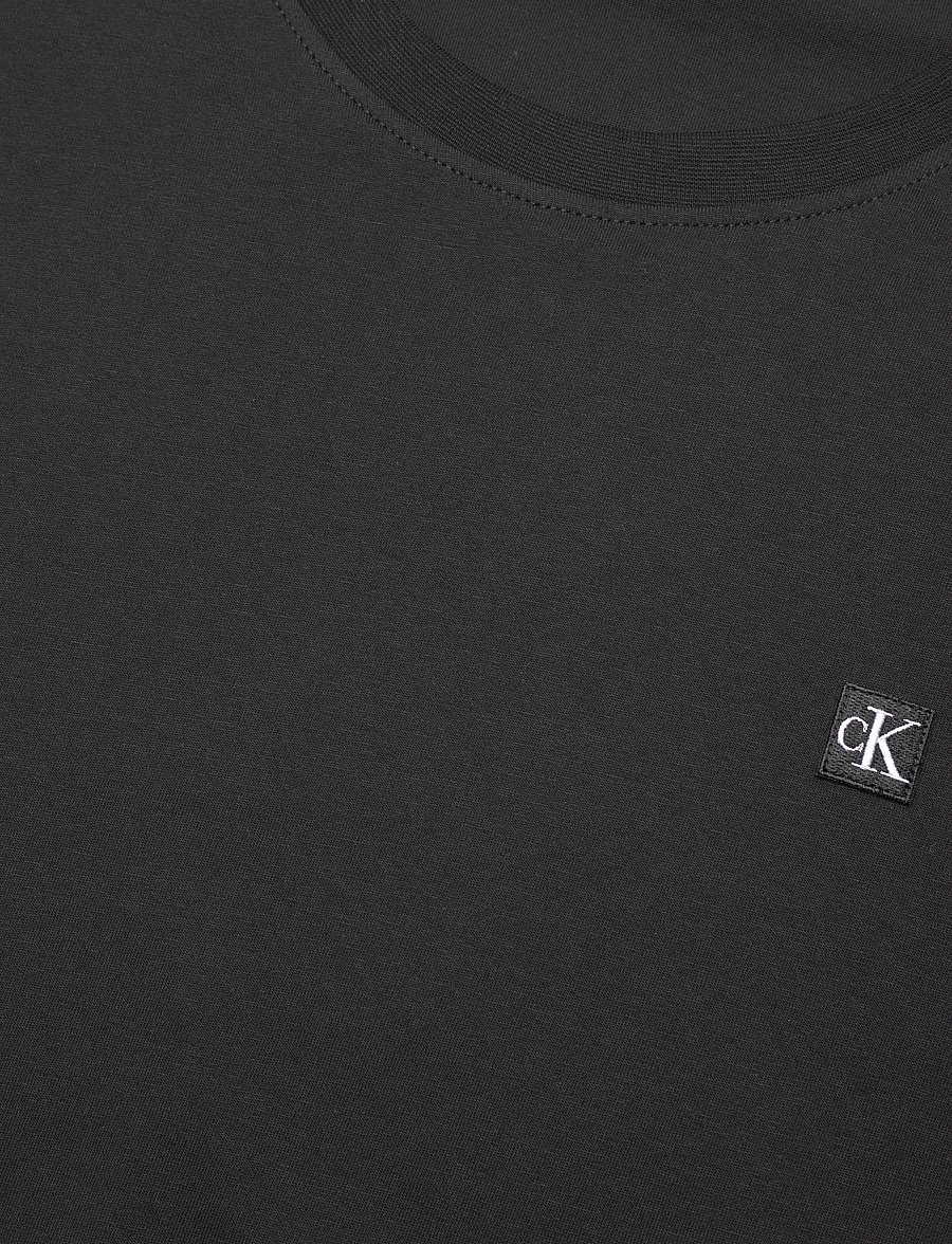 Calvin Klein Jeans - CK EMBRO BADGE TEE - kurzärmelig - ck black - 5
