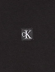 Calvin Klein Jeans - CK EMBRO BADGE CREW NECK - sportiska stila džemperi - ck black - 7