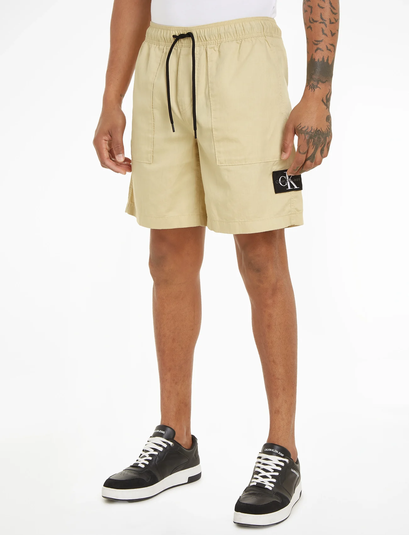 Calvin Klein Jeans - LINEN SHORT - linnen shorts - green haze - 1