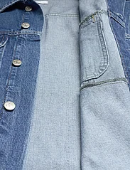 Calvin Klein Jeans - REGULAR  90s DENIM JACKET - kevättakit - denim medium - 7