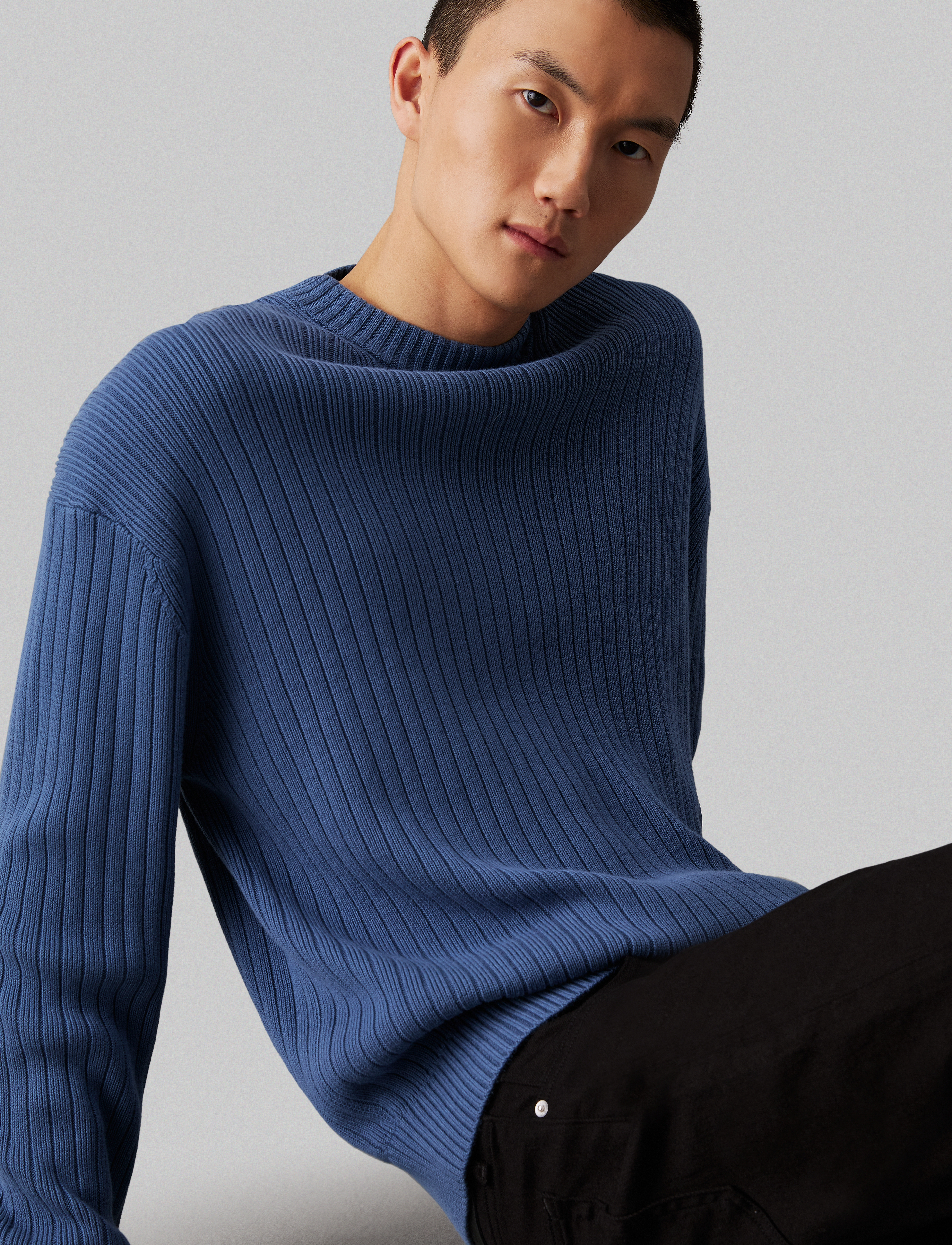 Calvin Klein Jeans - LINEAR SWEATER - blue coast - 4