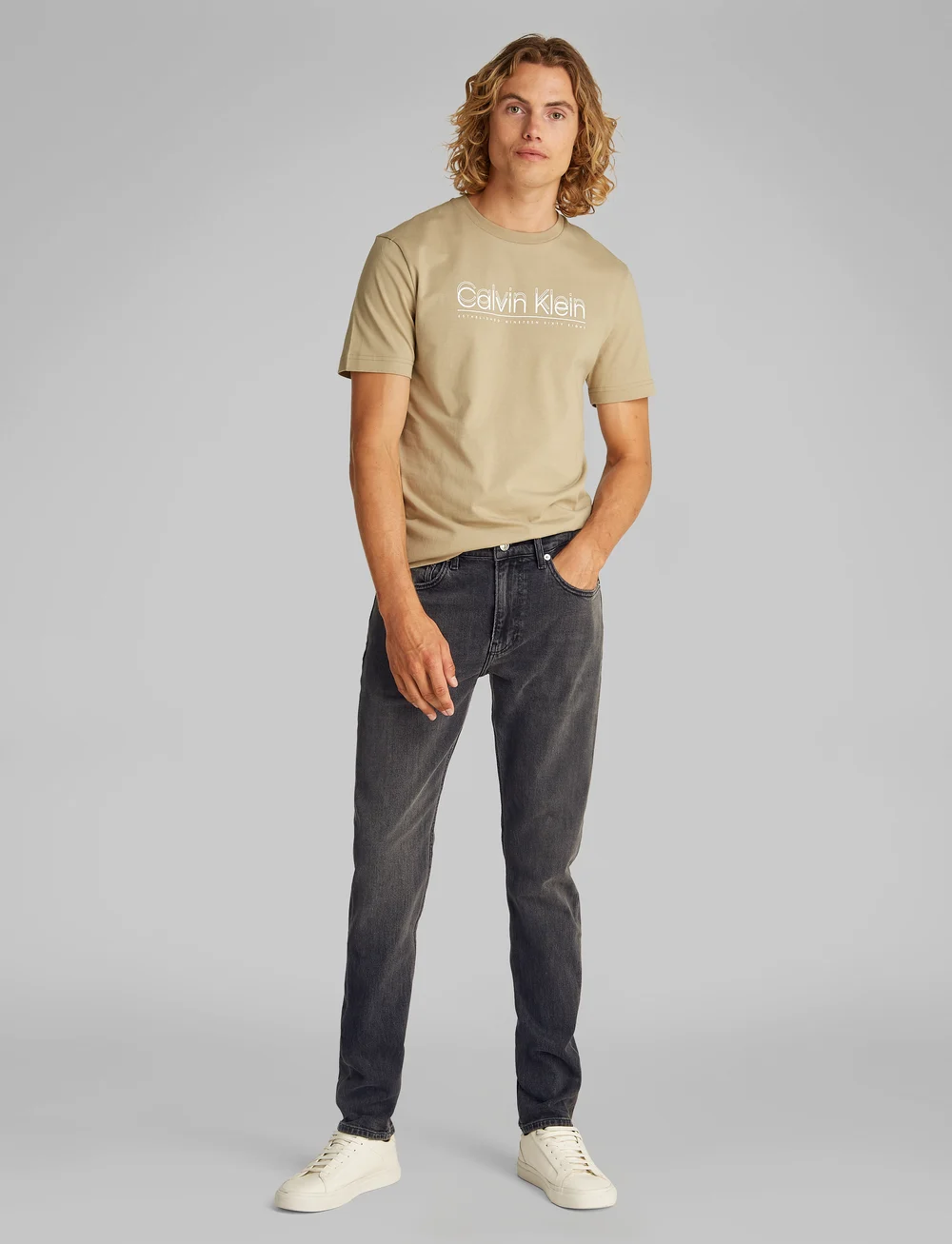 Calvin Klein Jeans - SLIM TAPER - tapered-lõikega teksad - denim black - 0