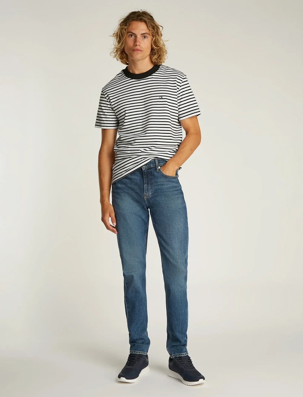 Calvin Klein Jeans - SLIM TAPER - tapered-lõikega teksad - denim medium - 3