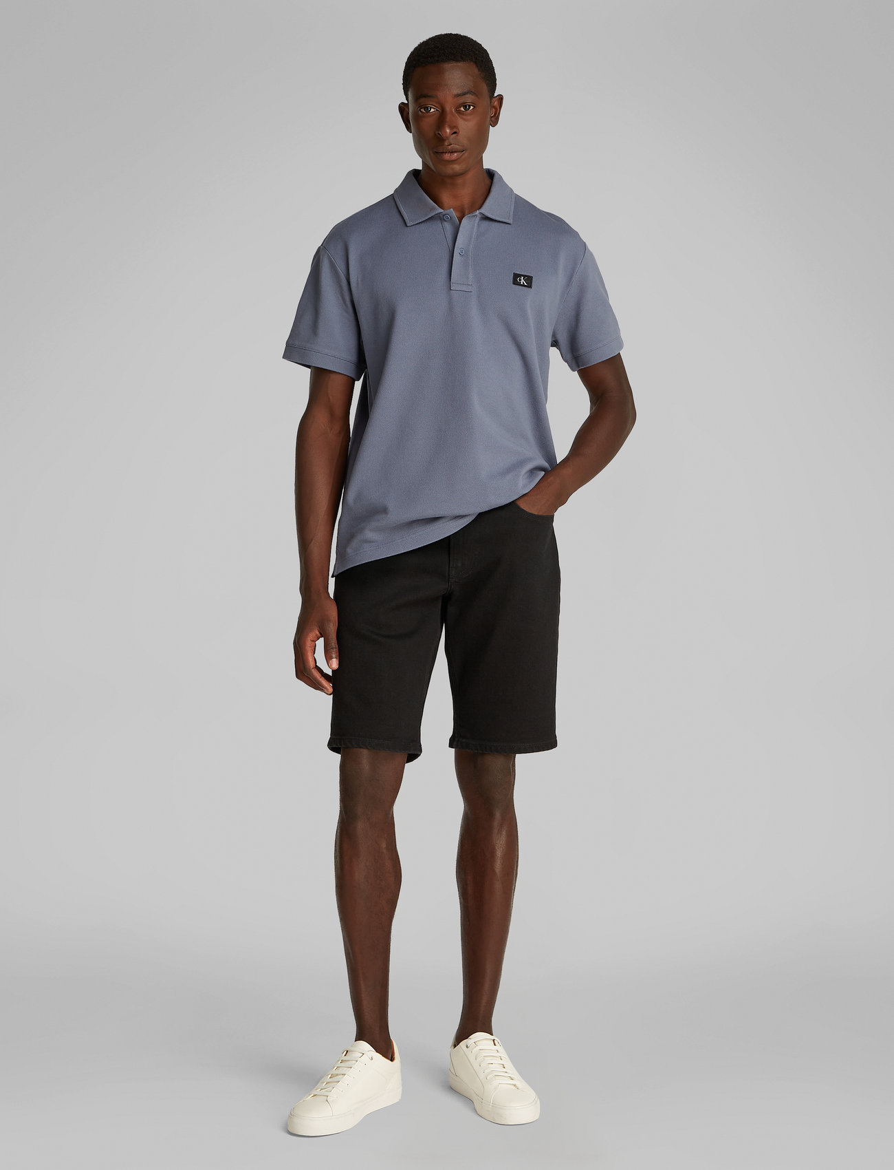 Calvin Klein Jeans - REGULAR SHORT - short en jean - denim black - 0