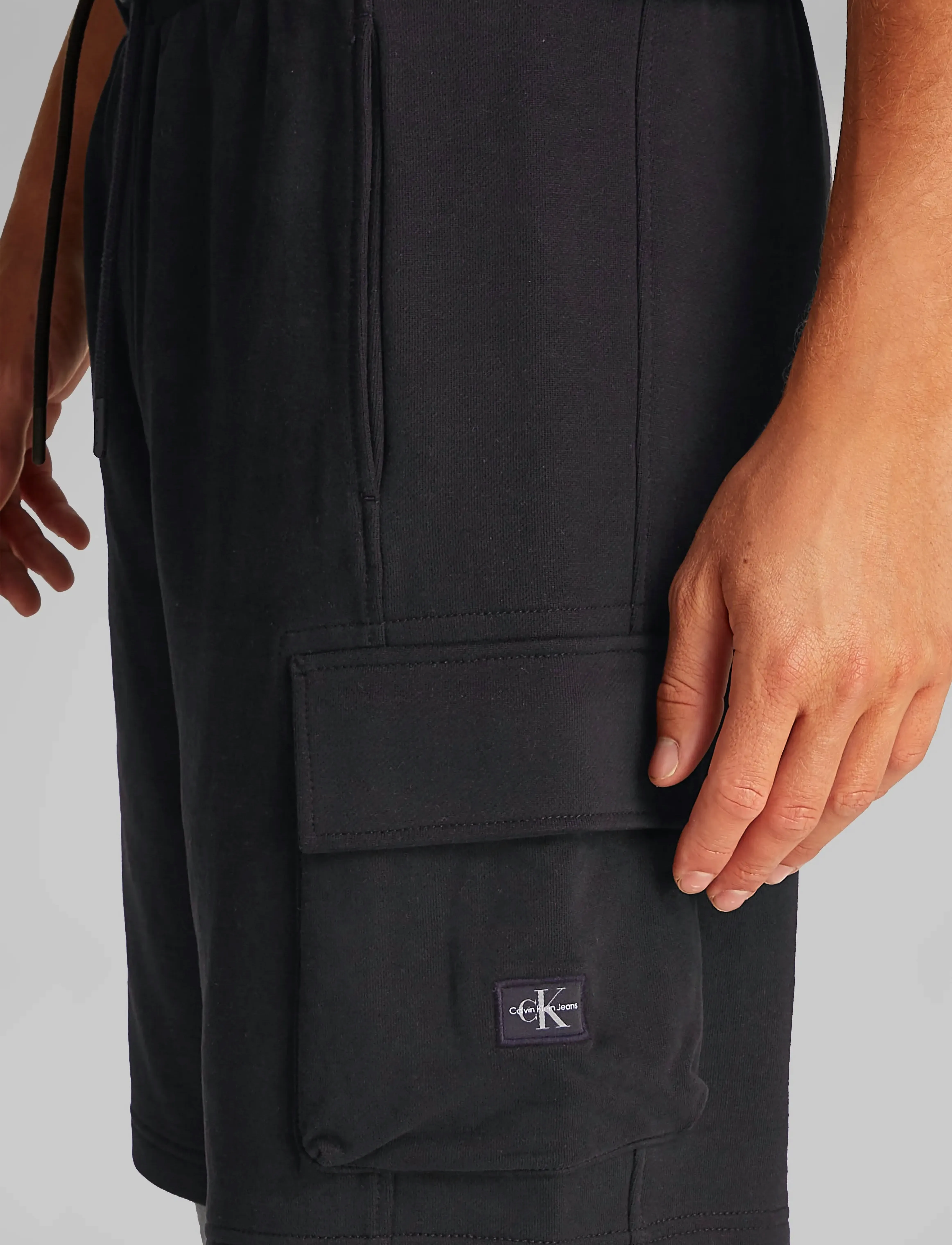 Calvin Klein Jeans - WOVEN LABEL SHORT - ck black - 5