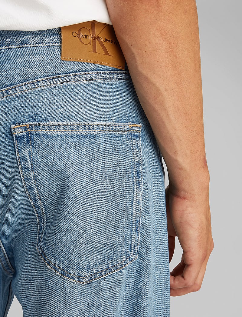 Calvin Klein Jeans - STANDARD STRAIGHT - regular jeans - denim medium - 3