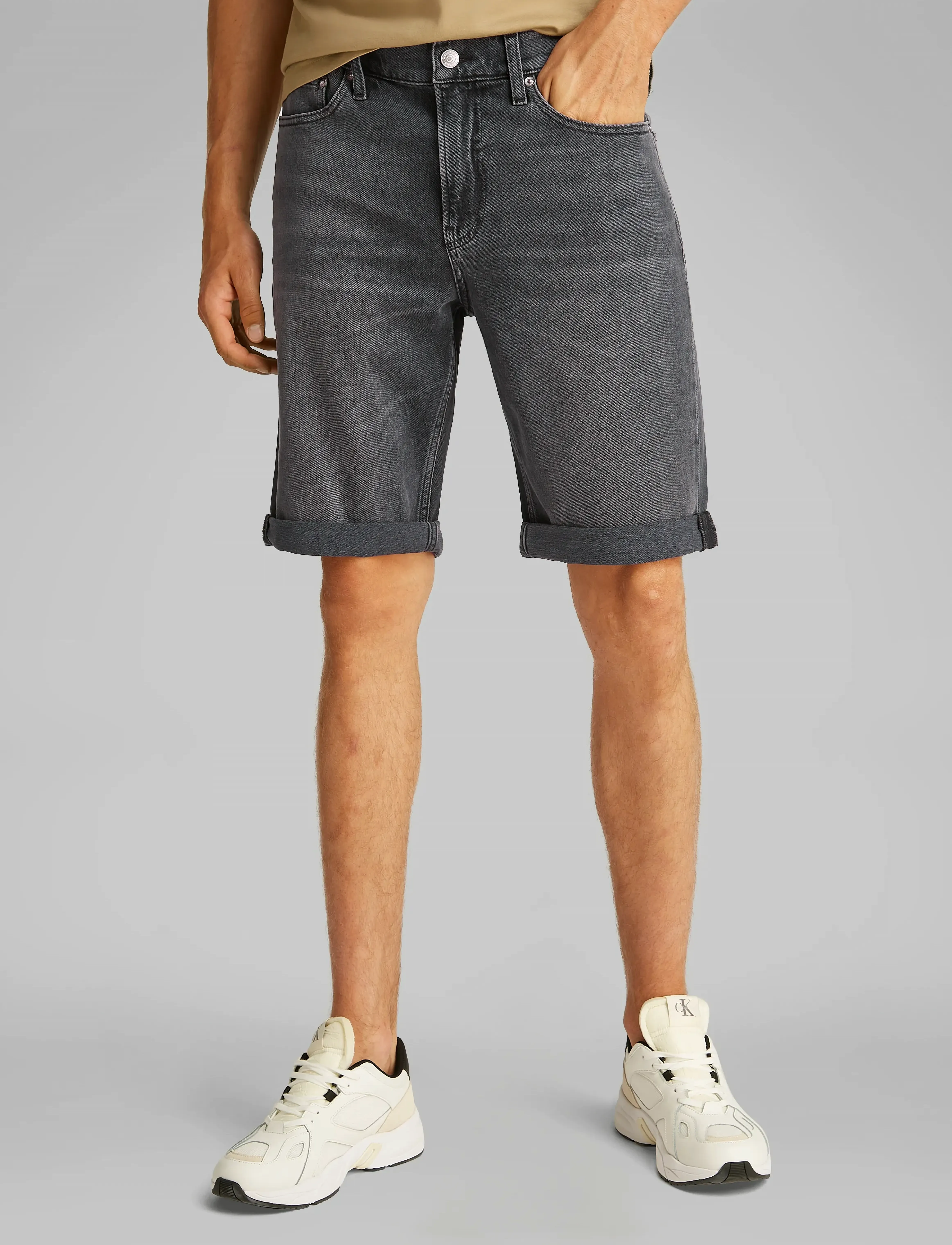 Calvin Klein Jeans - SLIM SHORT - jorts - denim grey - 0