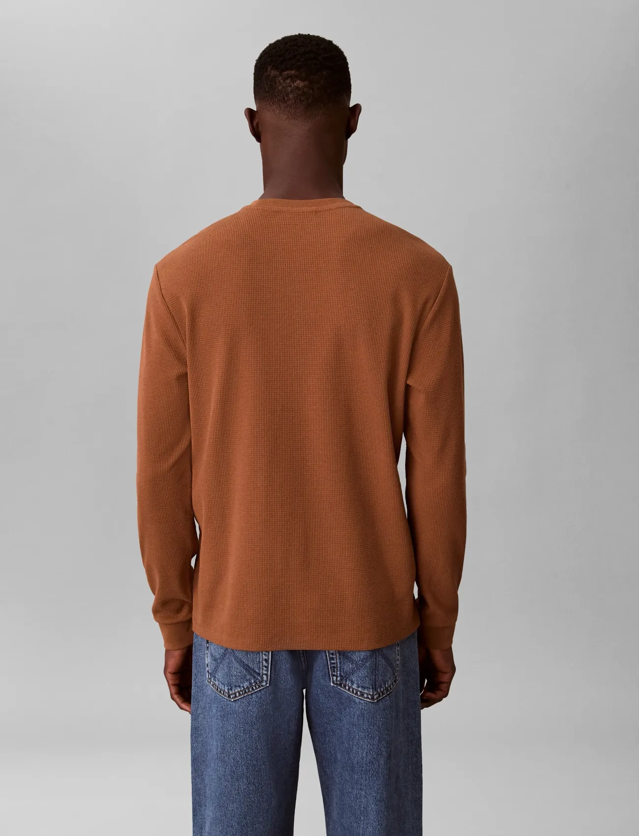 Calvin Klein Jeans - LS WAFFLE HERITAGE LBL TEE - langærmede t-shirts - bronze gold - 3