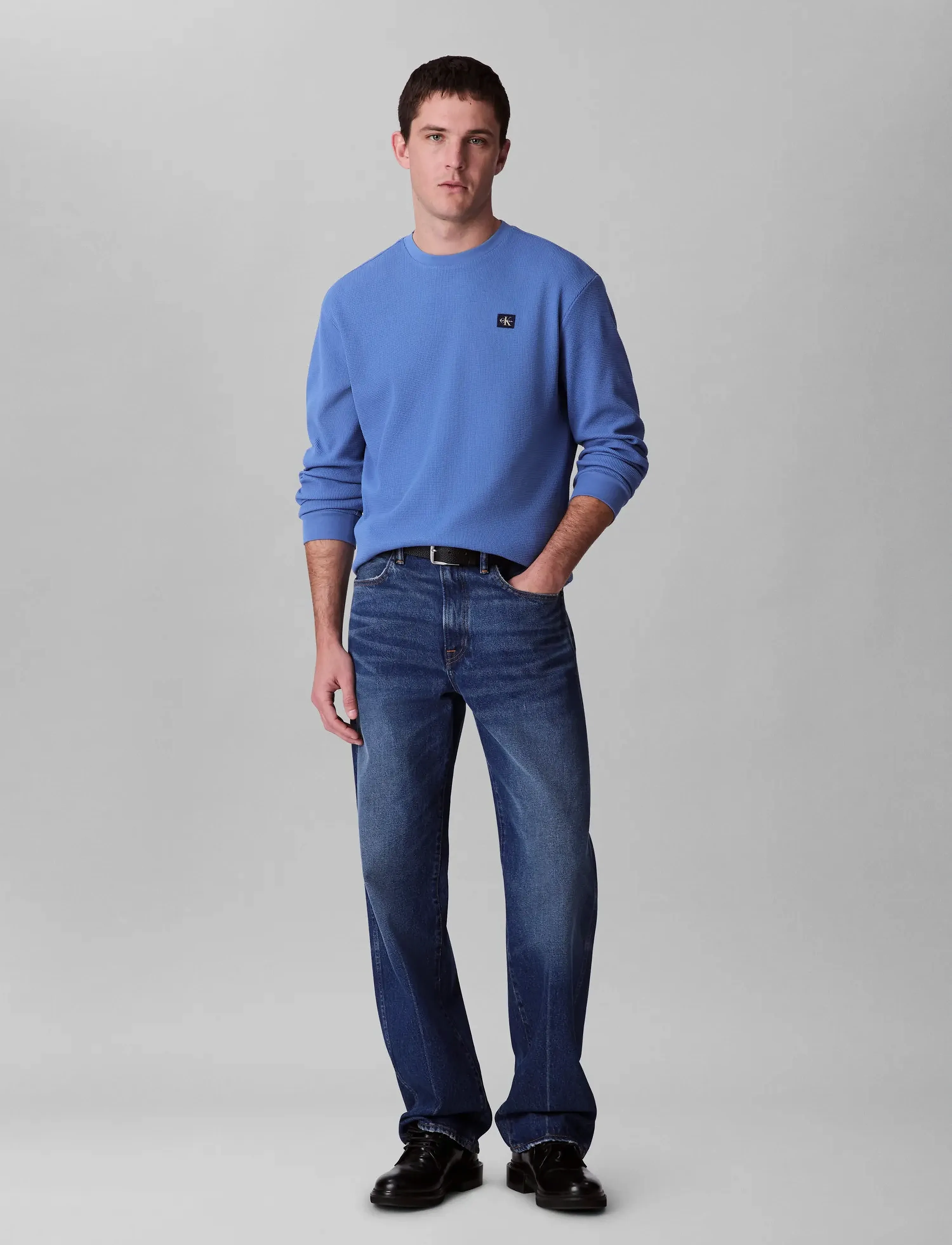Calvin Klein Jeans - LS WAFFLE BADGE CREWNK TEE - langærmede t-shirts - dull nile blue - 3