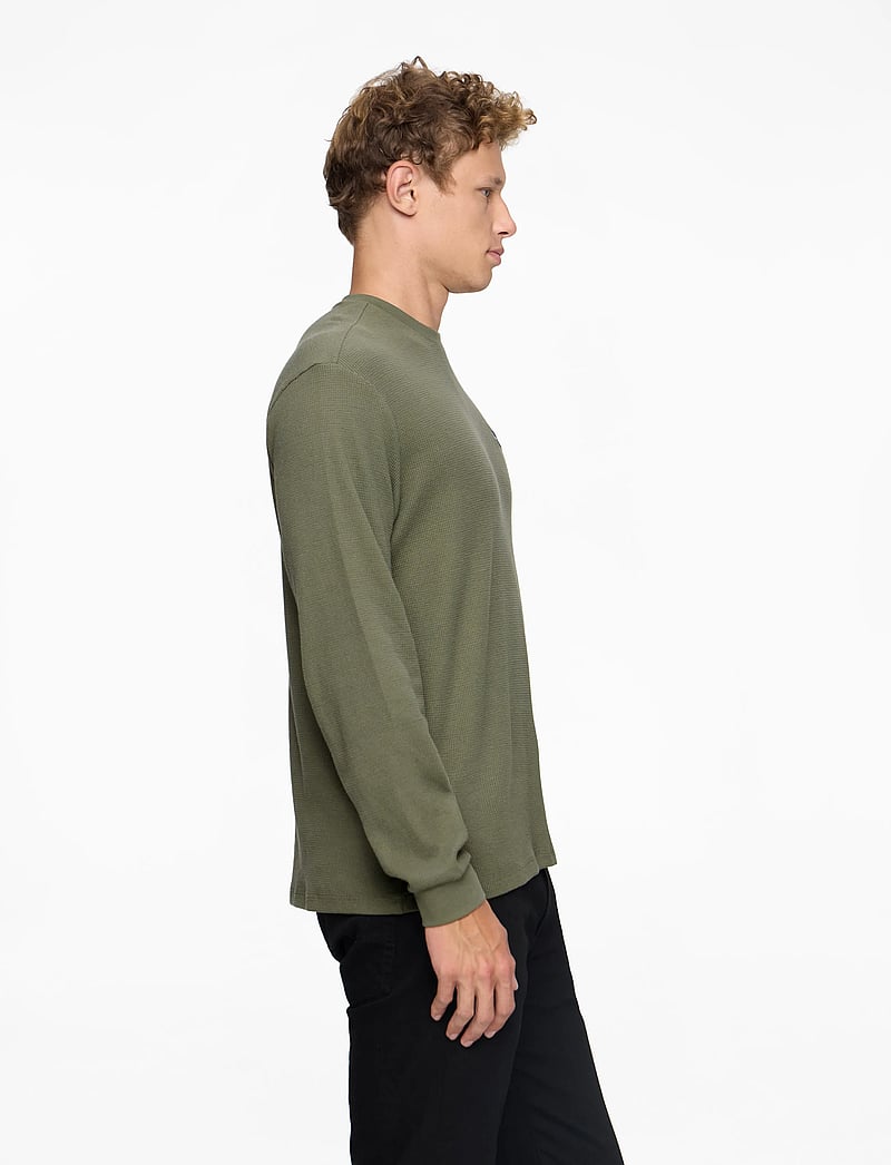 Calvin Klein Jeans - LS WAFFLE BADGE CREWNK TEE - langärmelig - dusty olive - 3