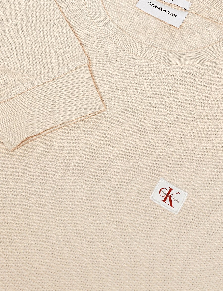 Calvin Klein Jeans - LS MICROWAFFLE HERITAGE LBL TEE - langärmelige t-shirts - plaza taupe - 2