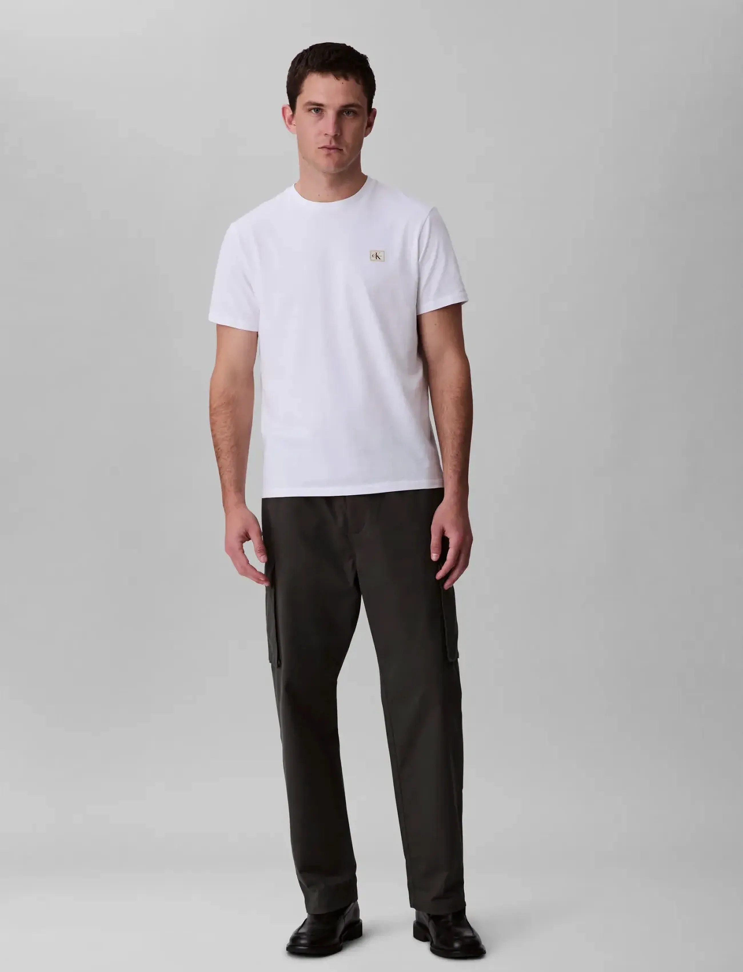 Calvin Klein Jeans Cotton Pull On Straight Cargo Pa, XL, Trousers, Khakigrün - Pants, Männerswear