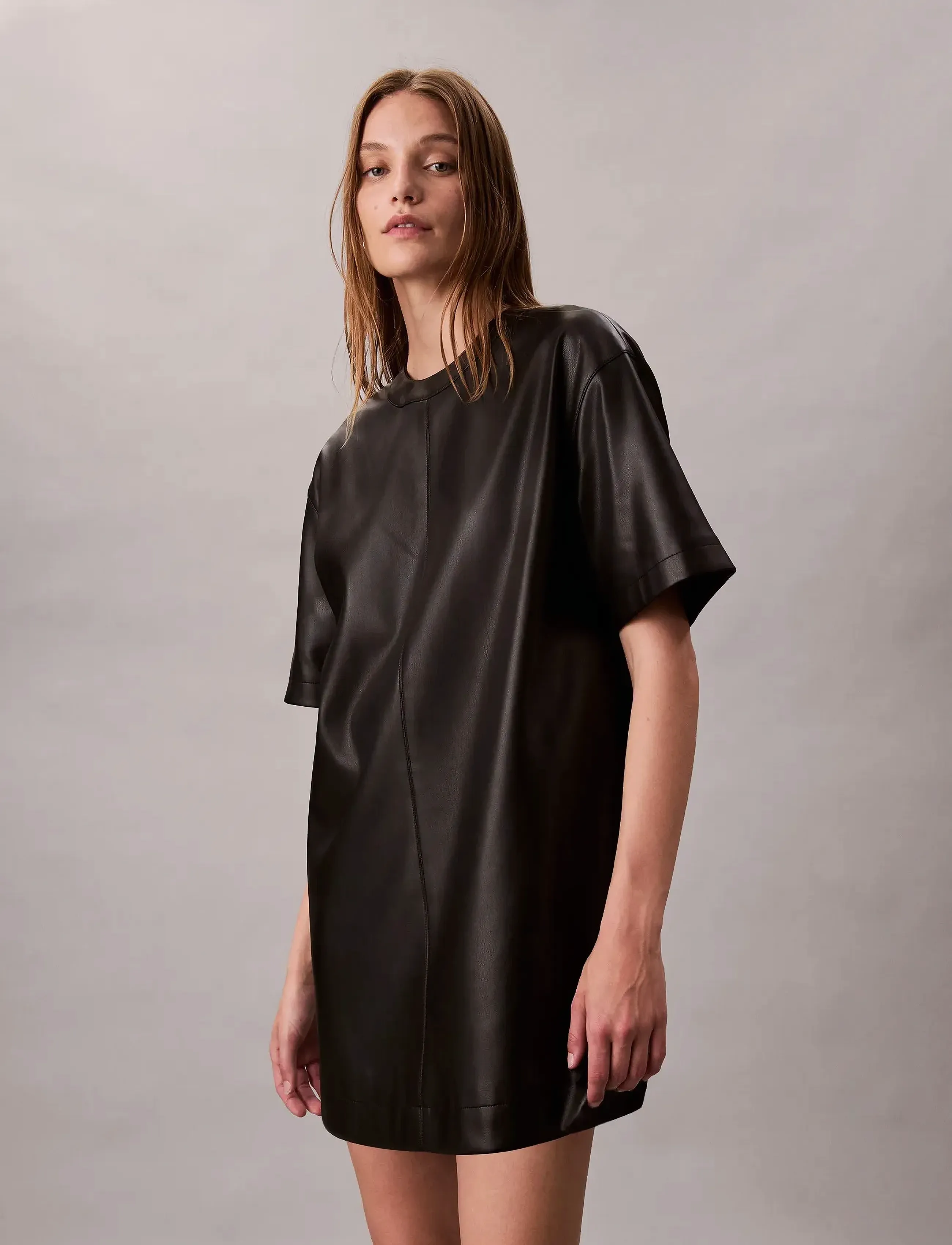 Calvin Klein Jeans Faux Leather T-Shirt Mini Dress, M, Black, Kjoler > Kort Kjole, Dame