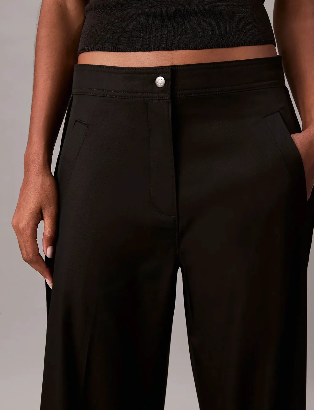 Calvin Klein Jeans - COTTON TWILL AOP LOGO STRIPE PAN - hosen mit weitem bein - black - 4