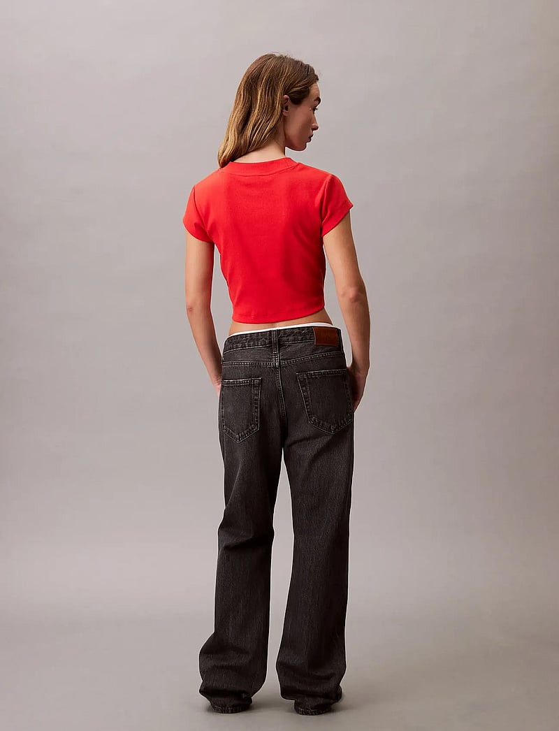 Calvin Klein Jeans - MONOLOGO BABY RIB TEE - crop tops - redalert - 3