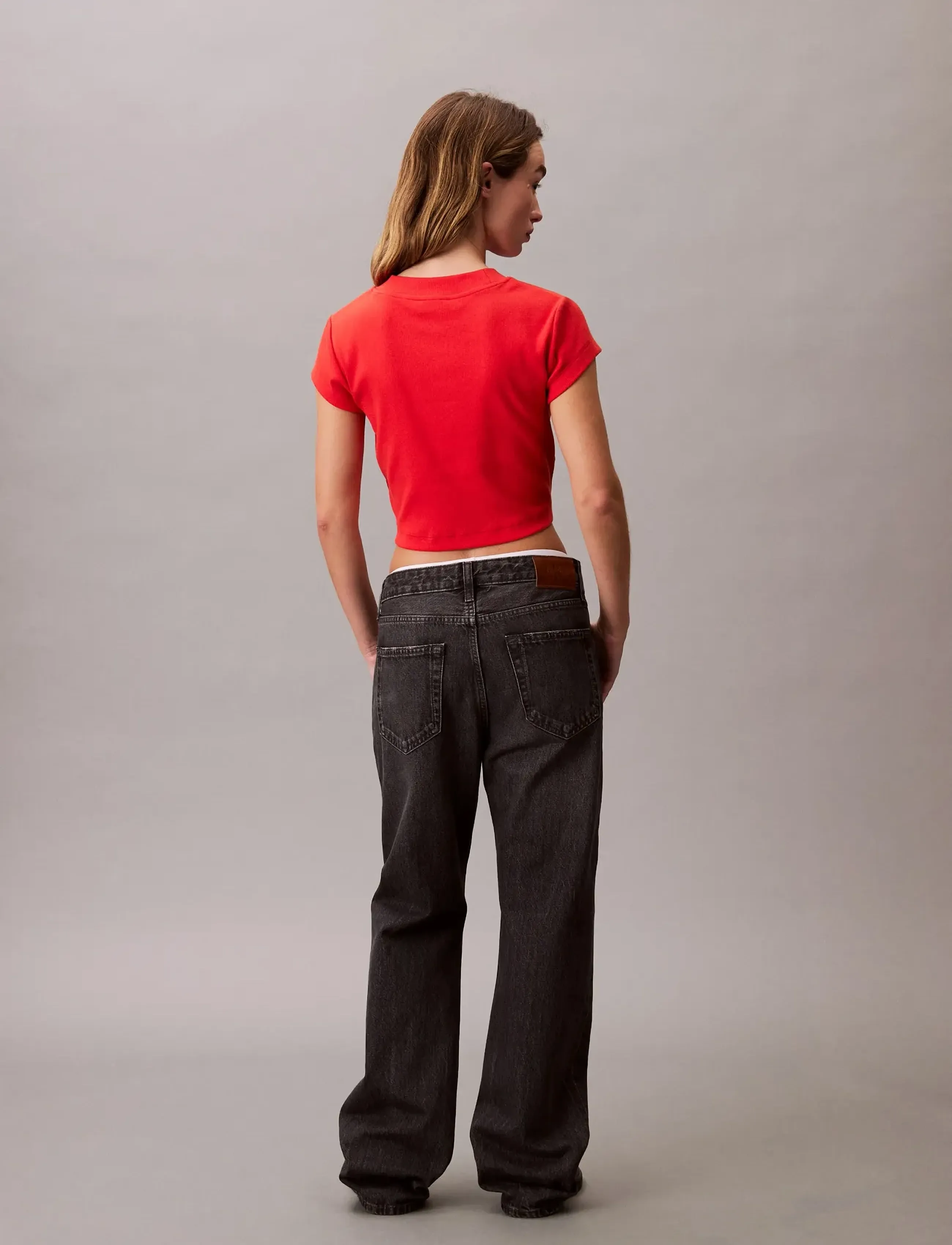 Calvin Klein Jeans - MONOLOGO BABY RIB TEE - crop tops - redalert - 3