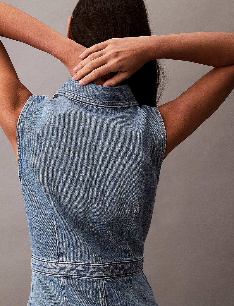 Calvin Klein Jeans - SLVLSS DENIM TRUCKERDRESS - jeanskleider - sage stone - 4