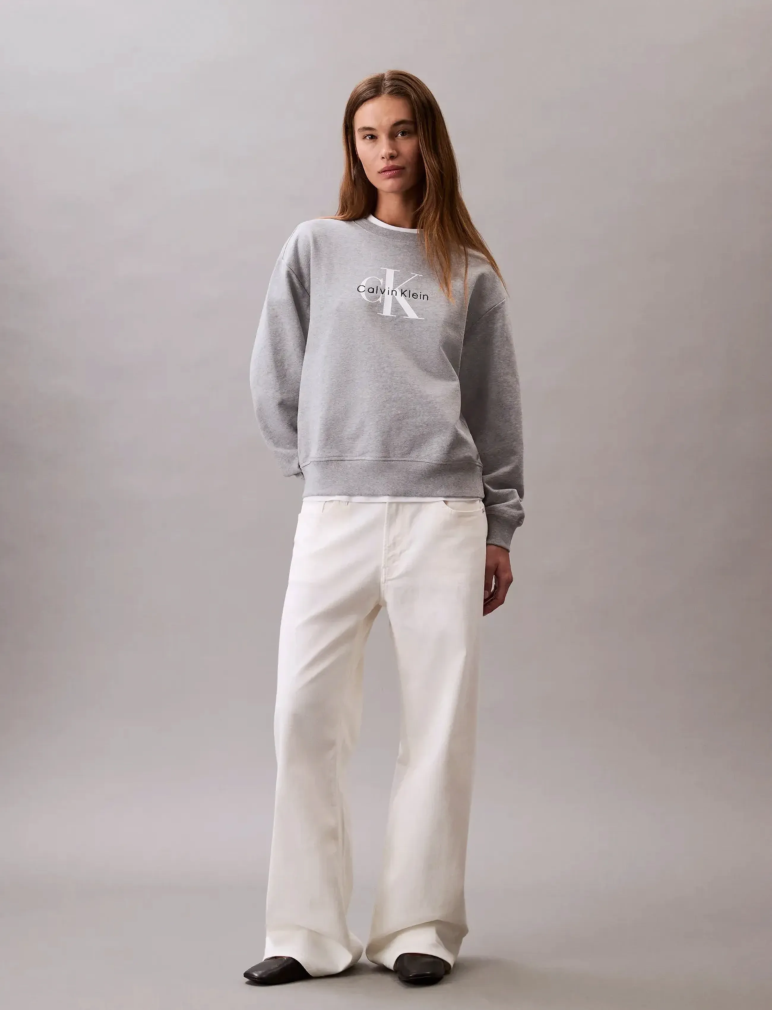 Calvin Klein Jeans - LS MONOLOGO FR TERRY RLXD CREW - sweatshirts - heroic grey heather - 3