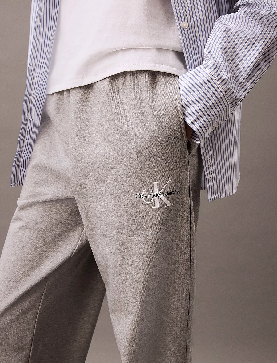 Calvin Klein Jeans - MONOLOGO FRENCH TERRY JOGGER - igapäevane stiil - heroic grey heather - 3