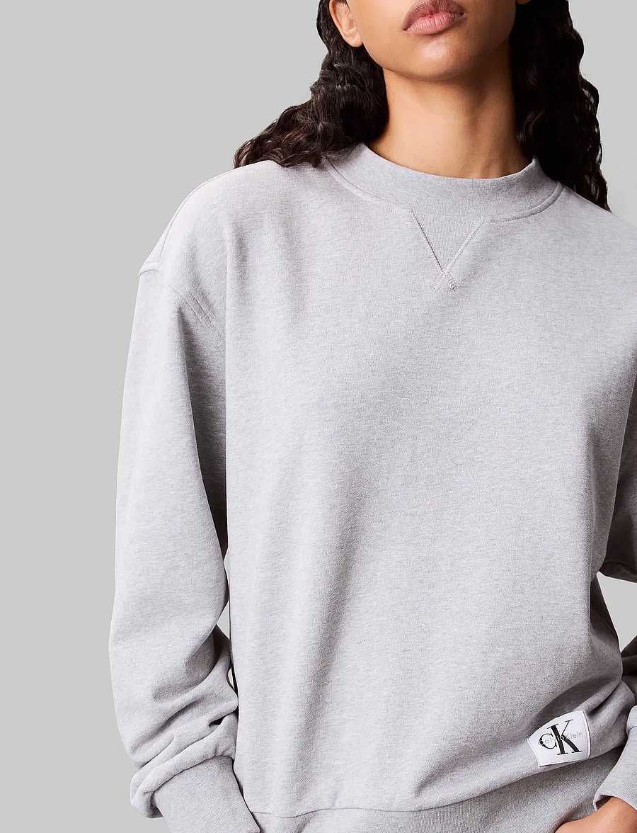 Calvin Klein Jeans - A- LS BADGE LOGO TERRY CREW NK - hverdags stil - heroic grey heather - 5