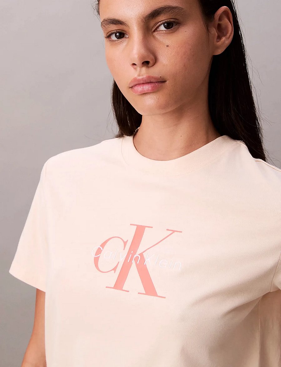 Calvin Klein Jeans - HERO SS CLASSIC MONOLOGO CNECK T - t-shirts - brazilian sand - 3