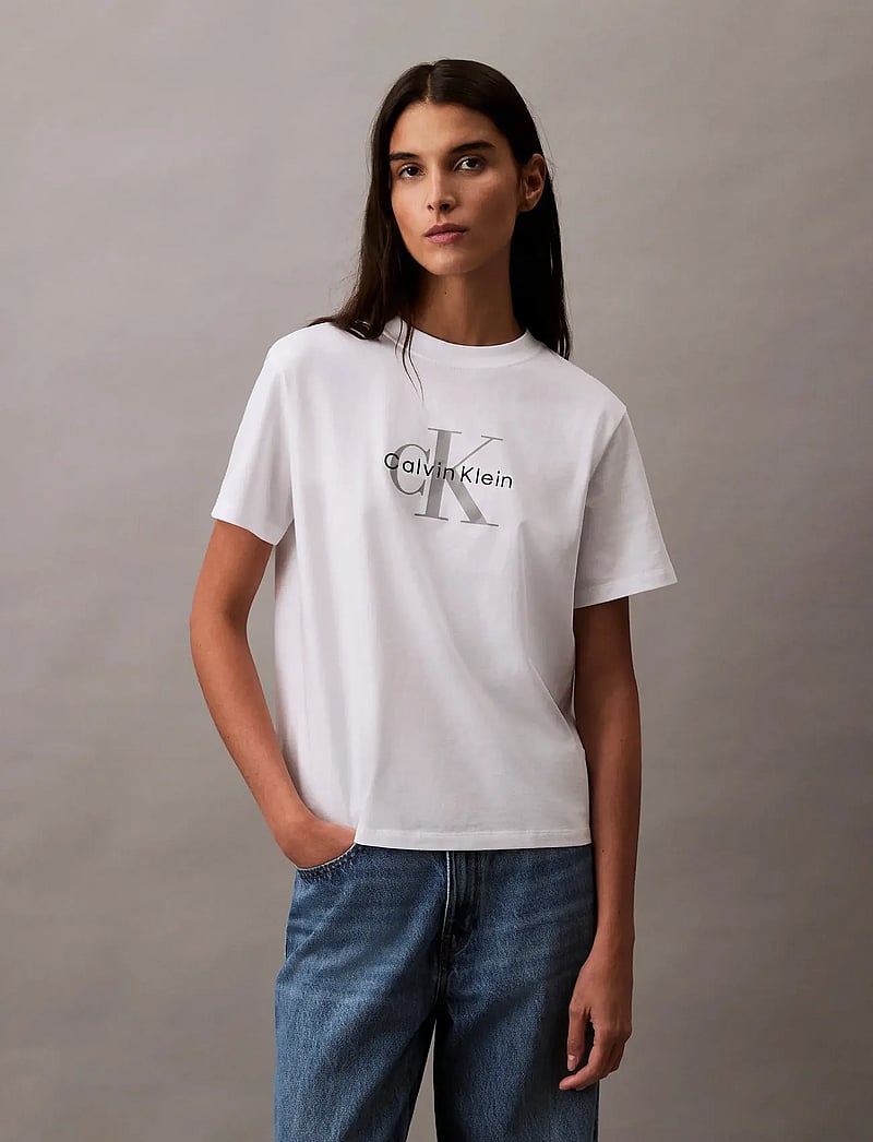 Calvin Klein Jeans - HERO SS CLASSIC MONOLOGO CNECK T - t-shirts - bright white - 0