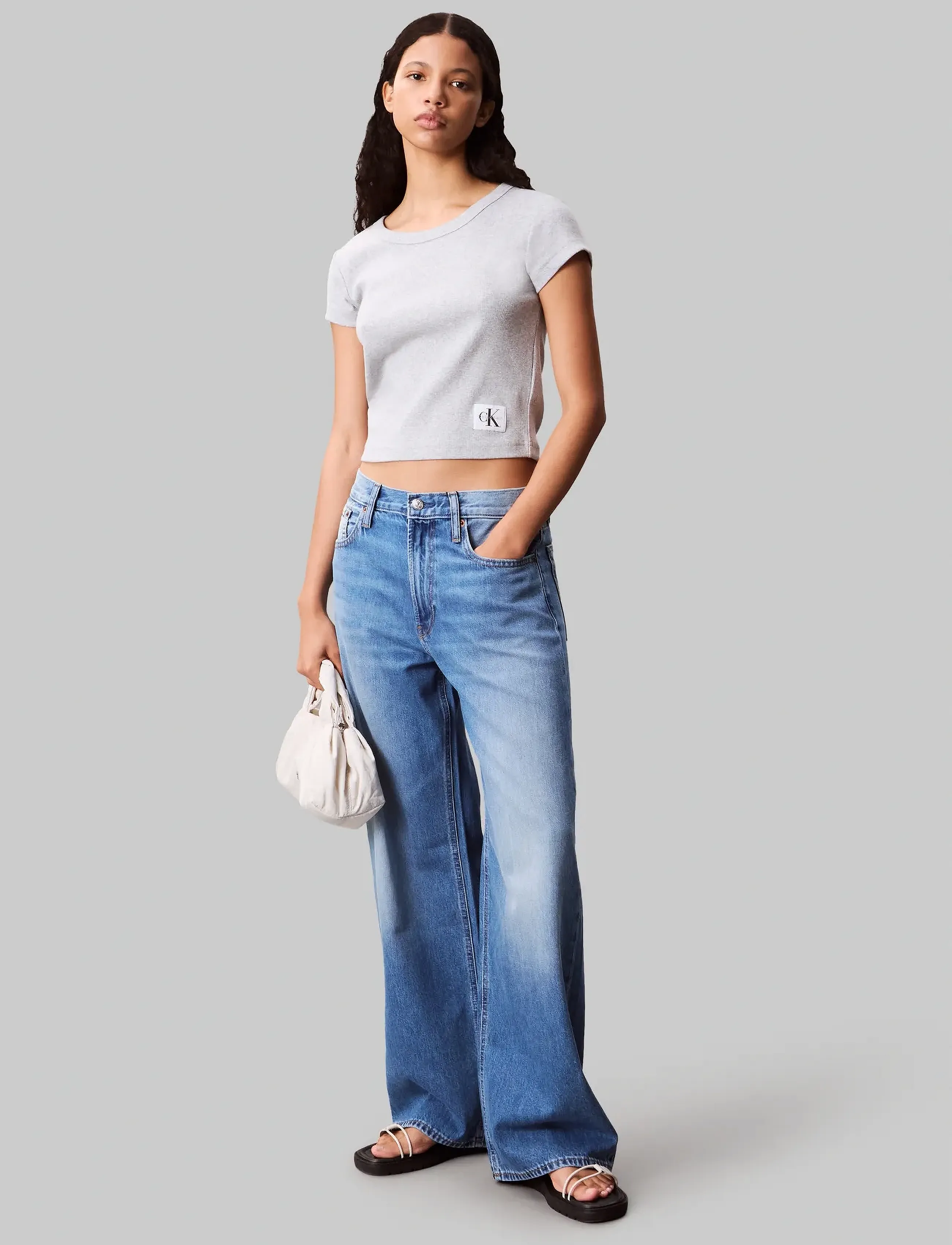 Calvin Klein Jeans - SS HERITAGE LABEL BABY TEE - crop tops - bc06 grey heather - 3