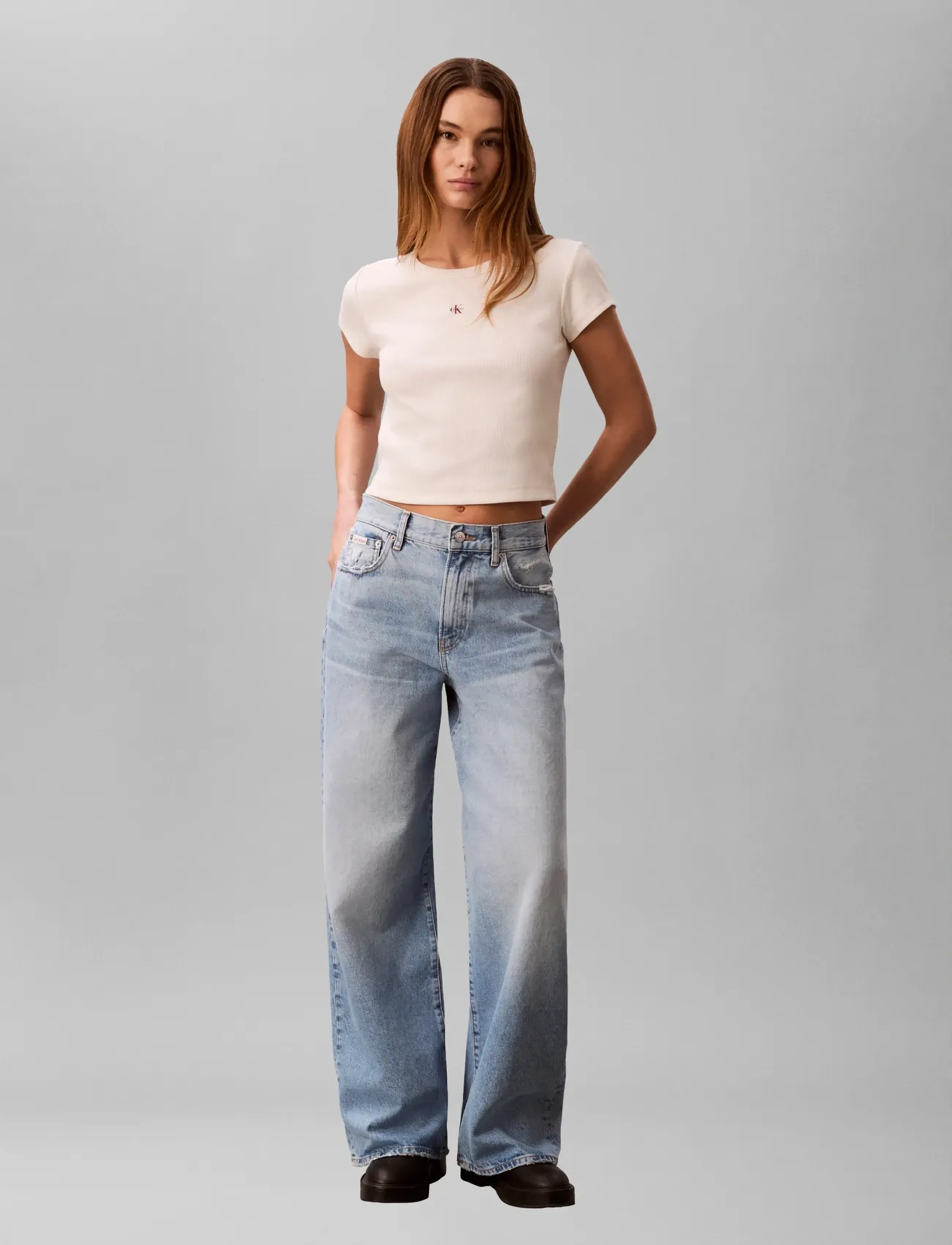 Calvin Klein Jeans WOVEN LABEL 2X2 BABY RIB BABY TE - Nabapluusid - CALICO / cream