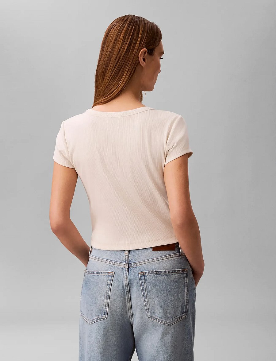 Calvin Klein Jeans - SS HERITAGE LABEL BABY TEE - crop tops - calico - 2