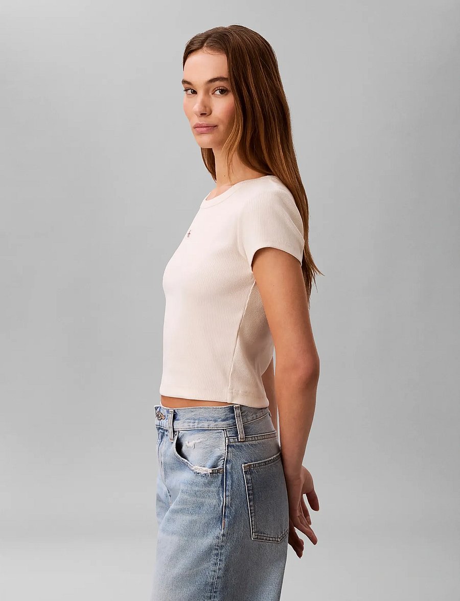 Calvin Klein Jeans - SS HERITAGE LABEL BABY TEE - crop tops - calico - 4