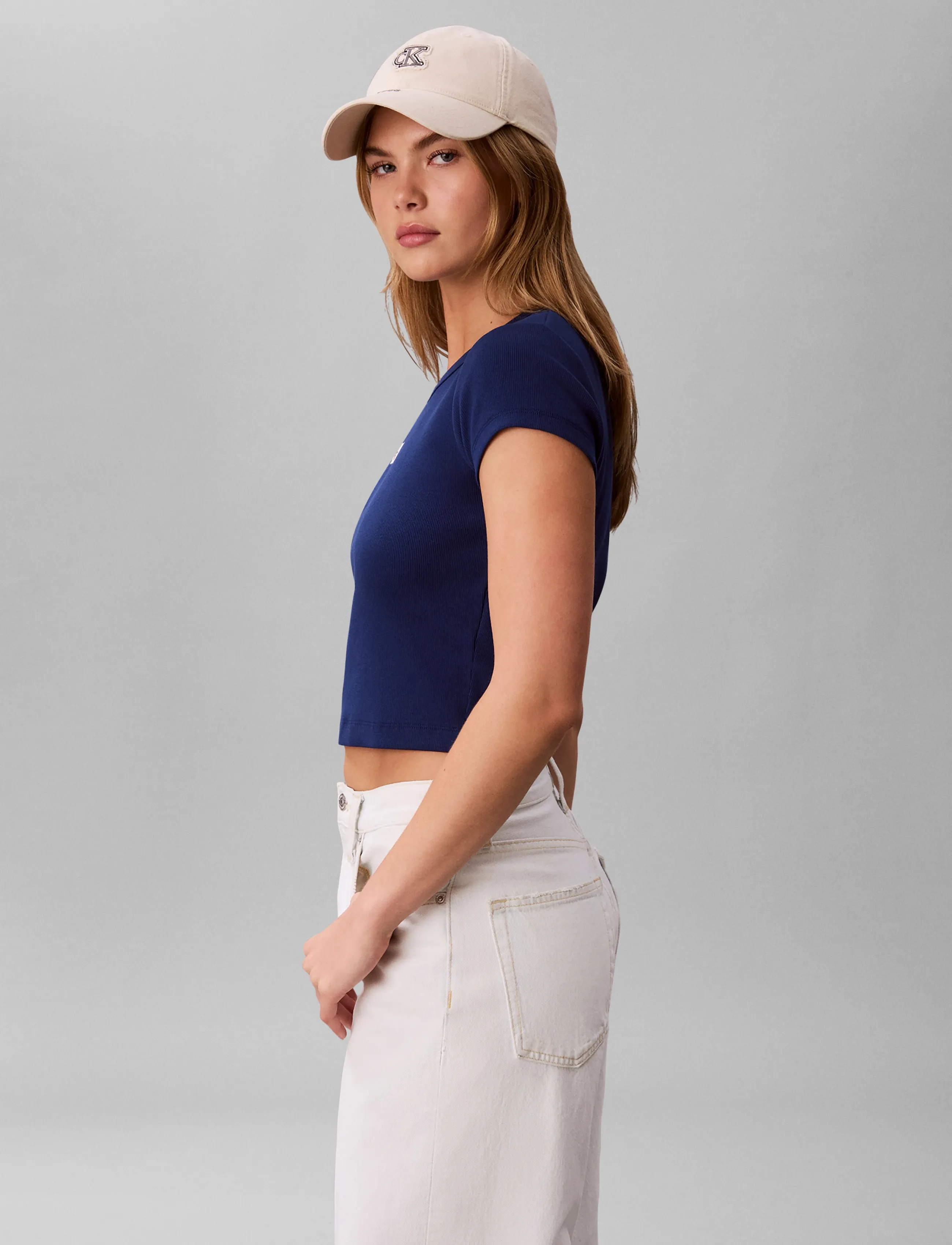 Calvin Klein Jeans - SS HERITAGE LABEL BABY TEE - crop tops - estate blue - 5