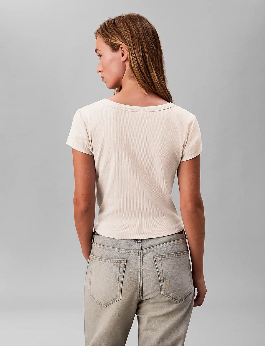 Calvin Klein Jeans - SS HERITAGE LABEL BABY TEE - crop tops - vanilla heather - 2
