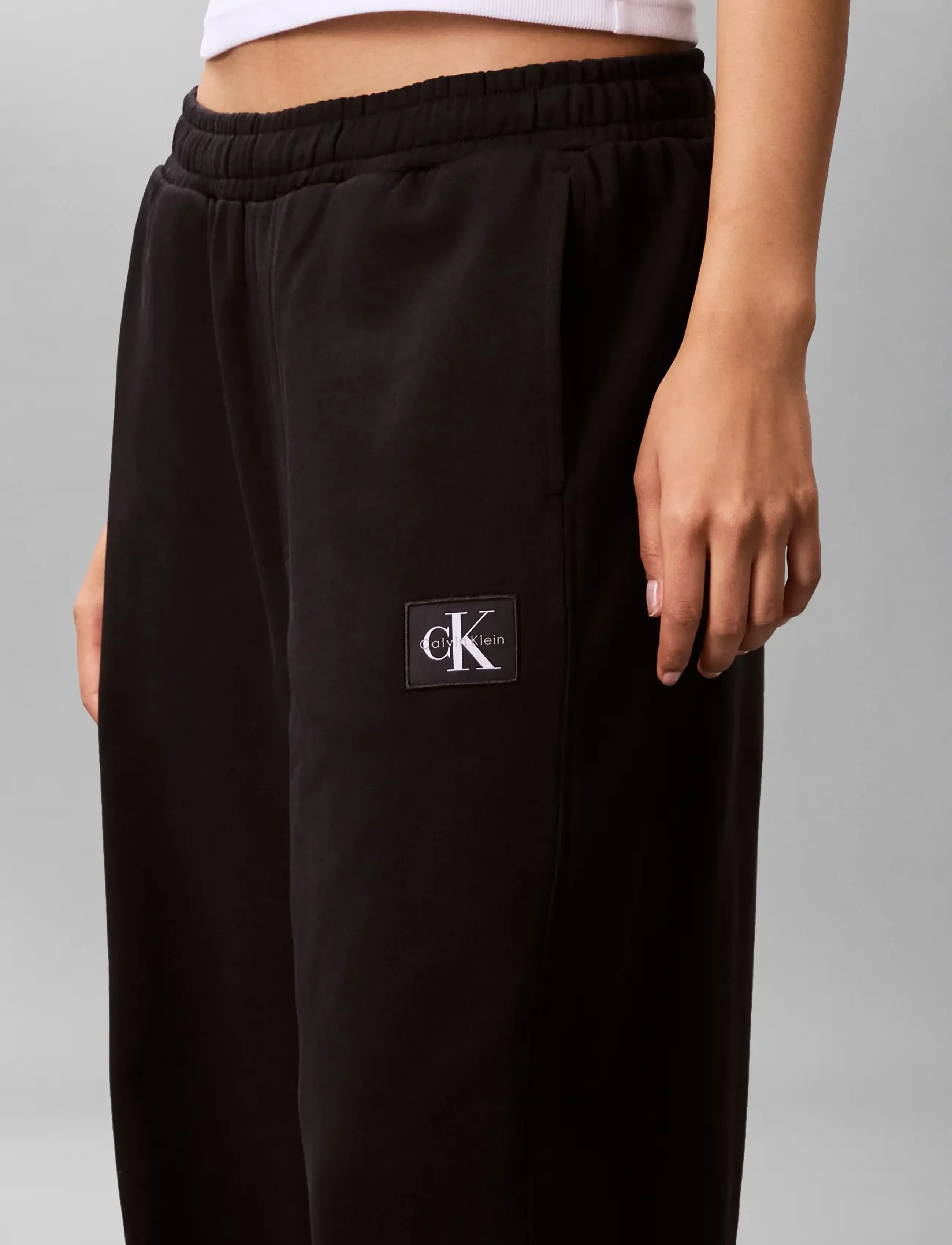 French Terry Woven Label Jogger 3