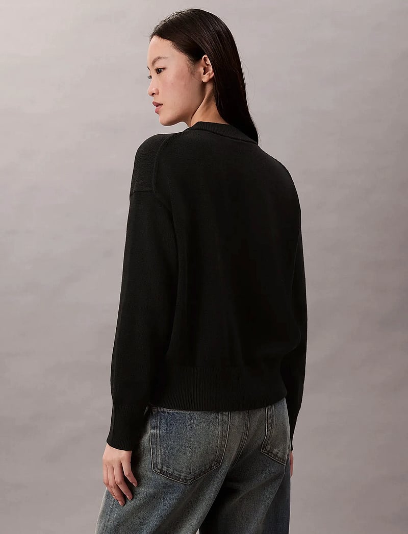 Calvin Klein Jeans - Cotton Graphic Pullover - striktrøjer - black - 5