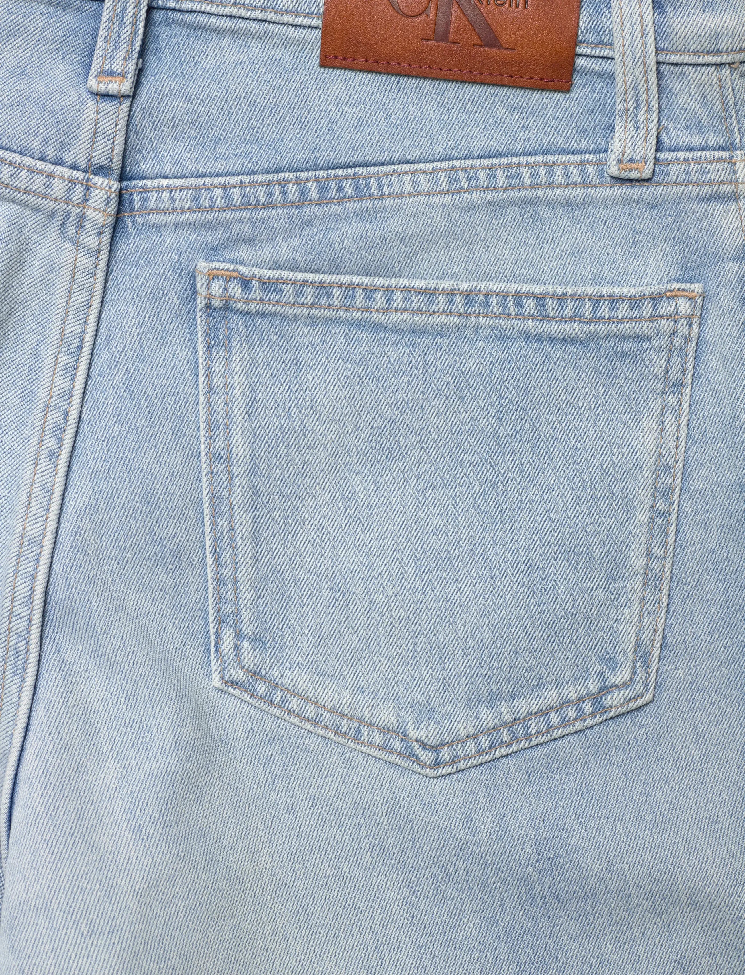 Calvin Klein Jeans - EU MOM JEAN LT CAPE - mom-jeans - light cape - 4