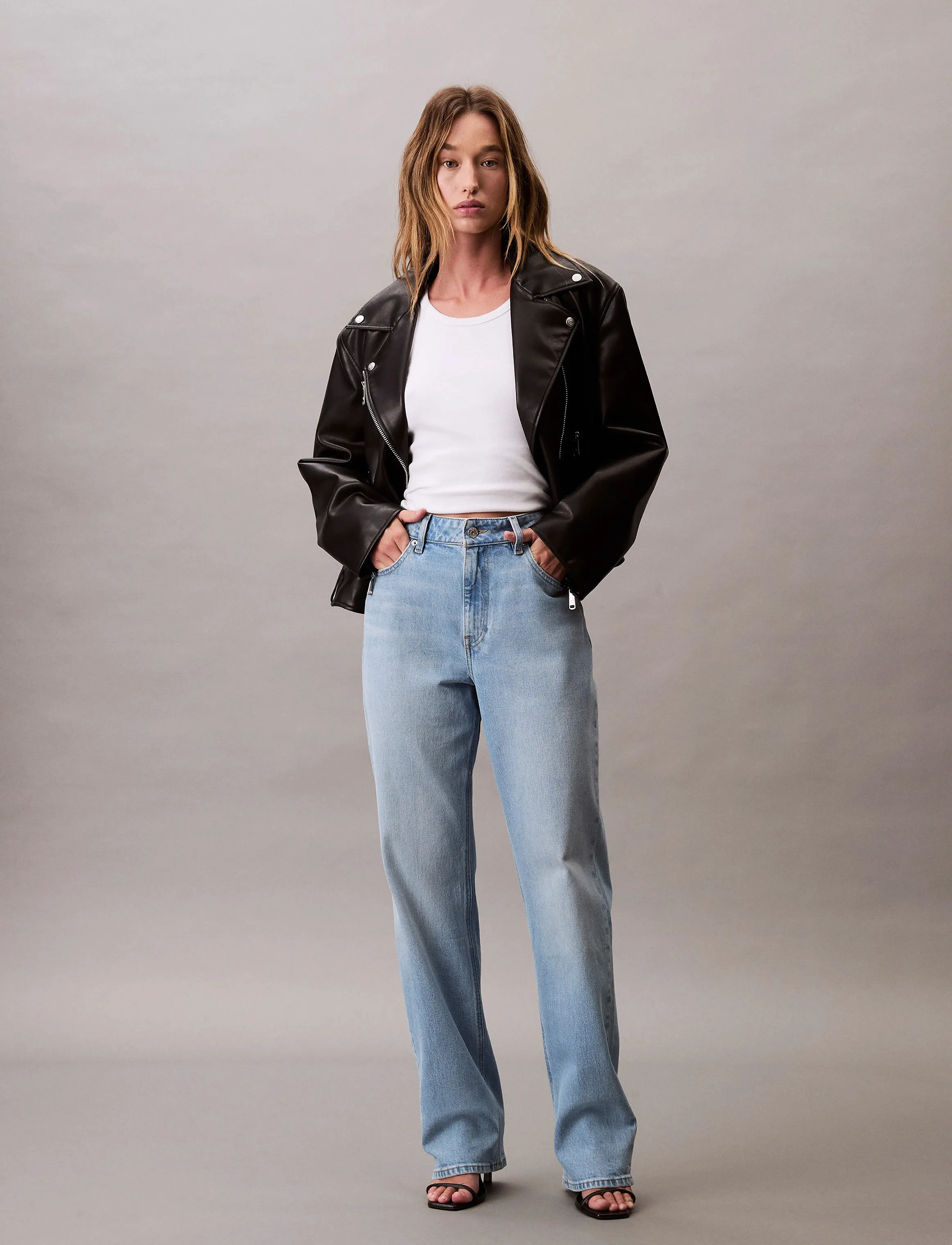 Calvin Klein Jeans HIGH RISE STRAIGHT LT CAPE - Straight jeans - LIGHT CAPE / blue