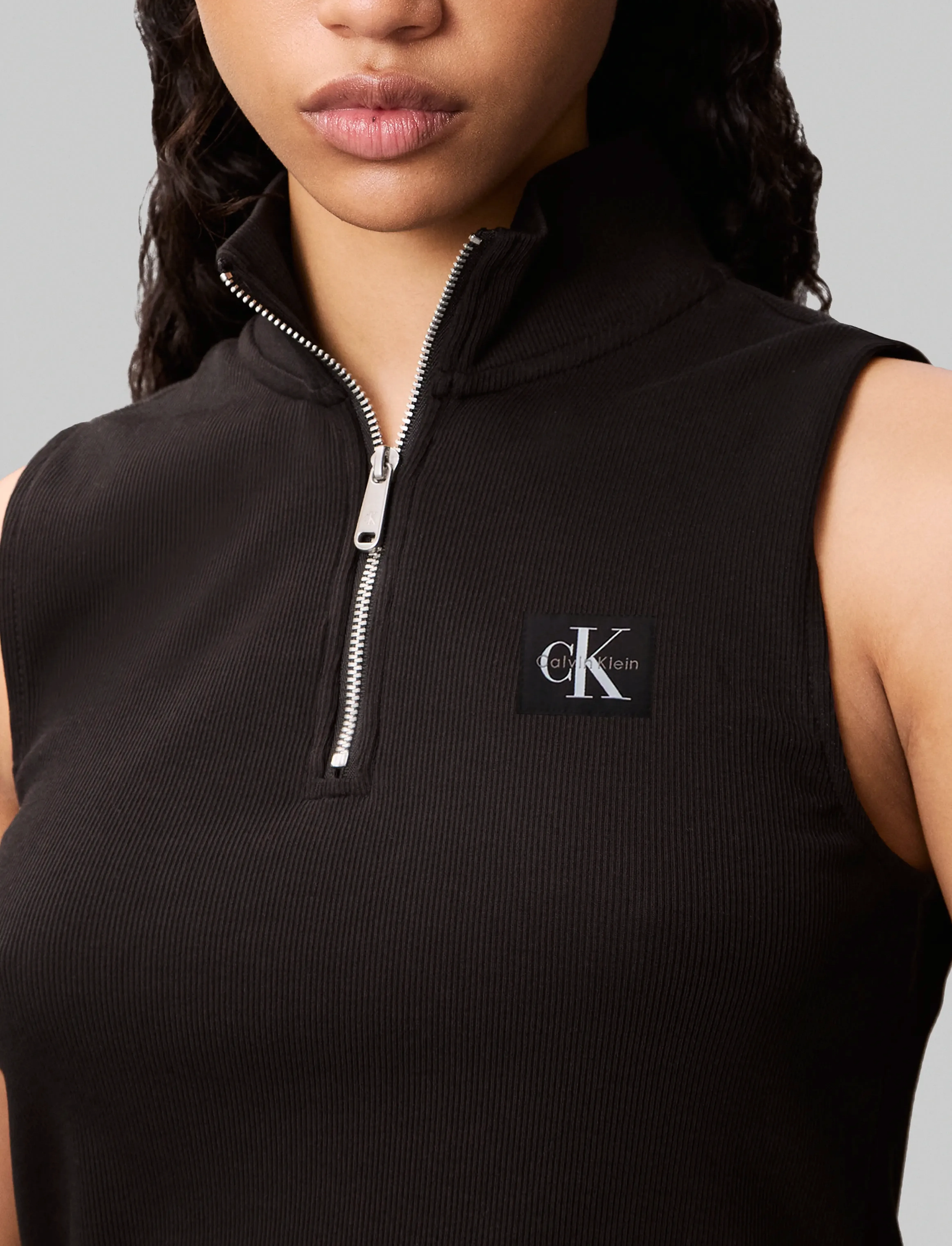 Calvin Klein Jeans - A- WOVEN LABEL SL QZ TOP - black - 5