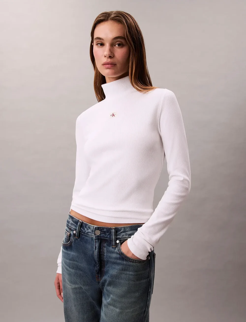 Calvin Klein Jeans - LS WOVEN LABEL 2X2 BABY RIB TURT - turtlenecks - brilliant white - 3