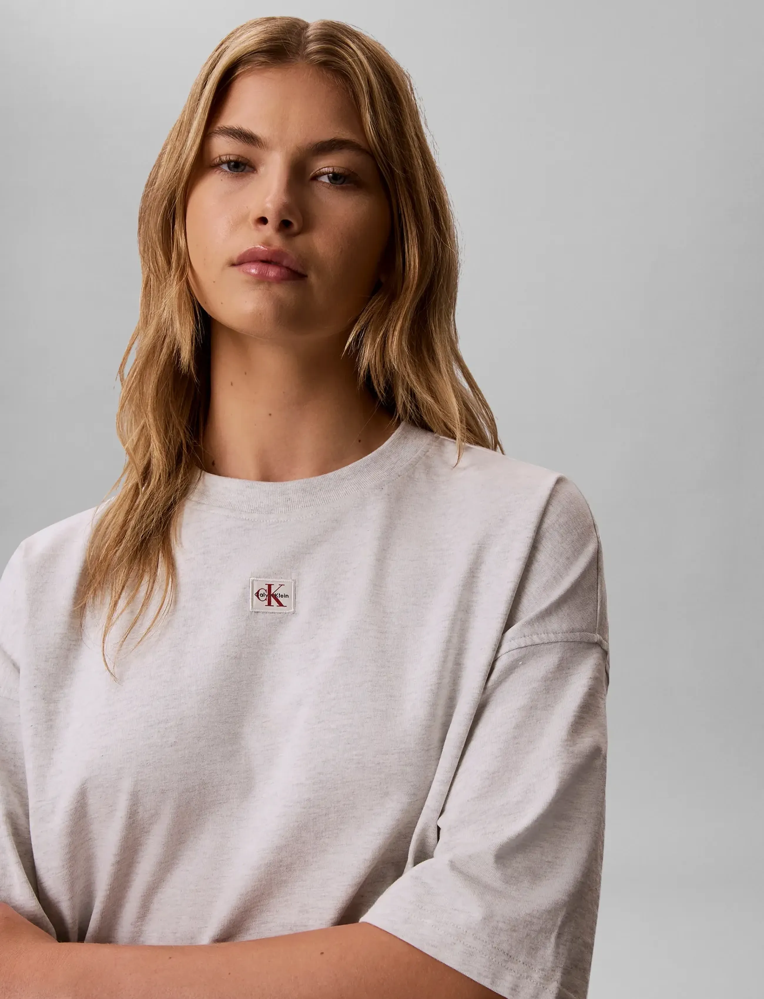 Calvin Klein Jeans - SS WOVEN LABEL OVERSIZED TEE - t-shirts - bc01 light grey heather - 3