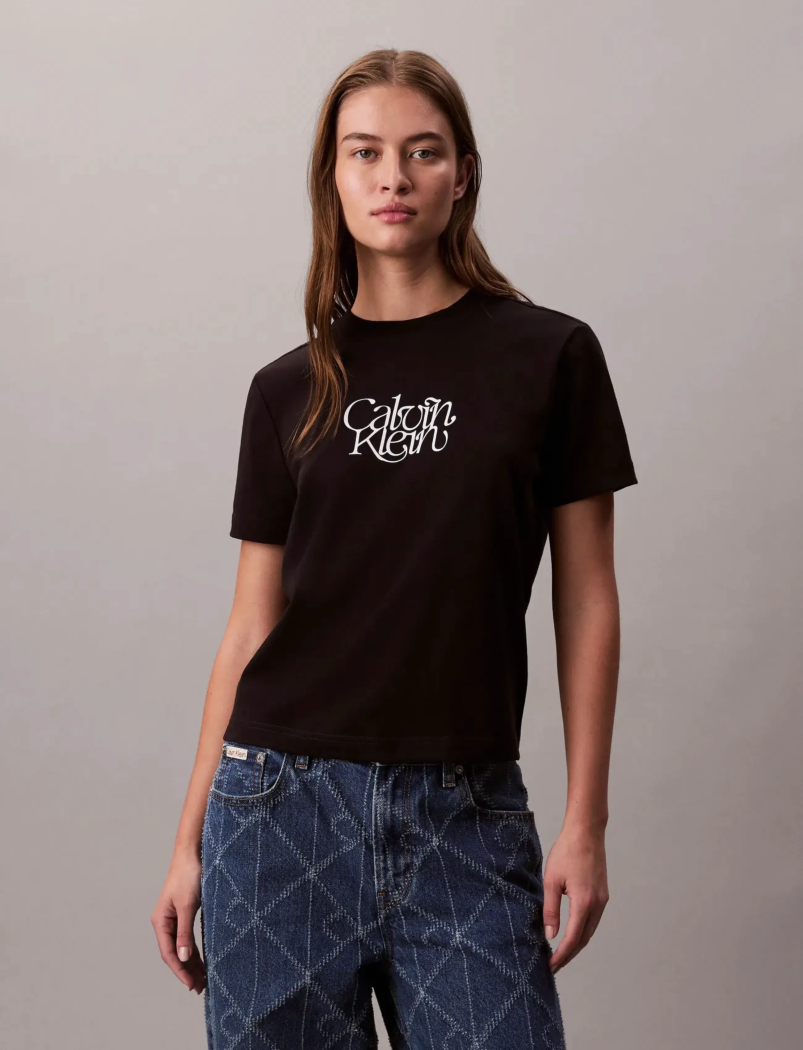 Calvin Klein Jeans - SS FITTED SCRIPT CALVIN KLEIN TE - t-shirts - black - 4