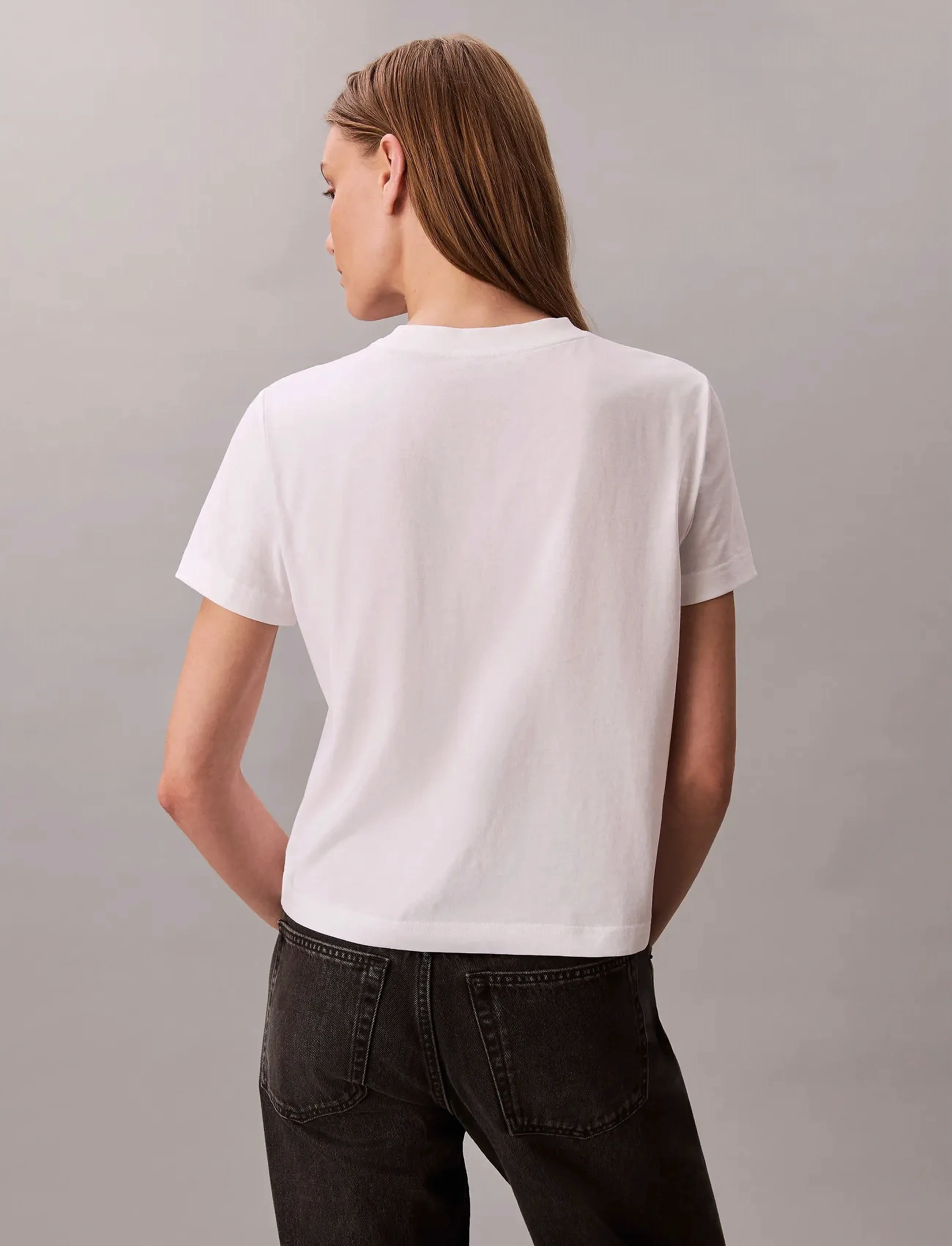Calvin Klein Jeans Ss Fitted Script Calvin Klein Te blusar dam – bild 2