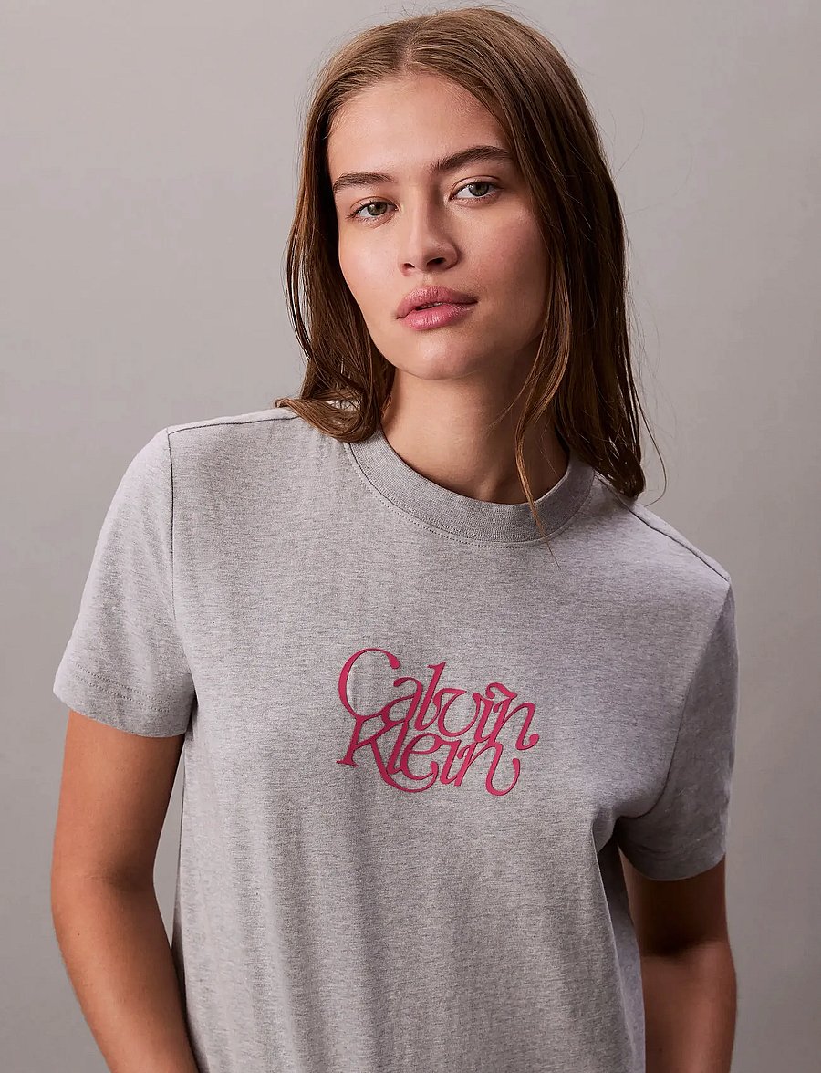 Calvin Klein Jeans - SS FITTED SCRIPT CALVIN KLEIN TE - t-shirts - history grey heather - 2