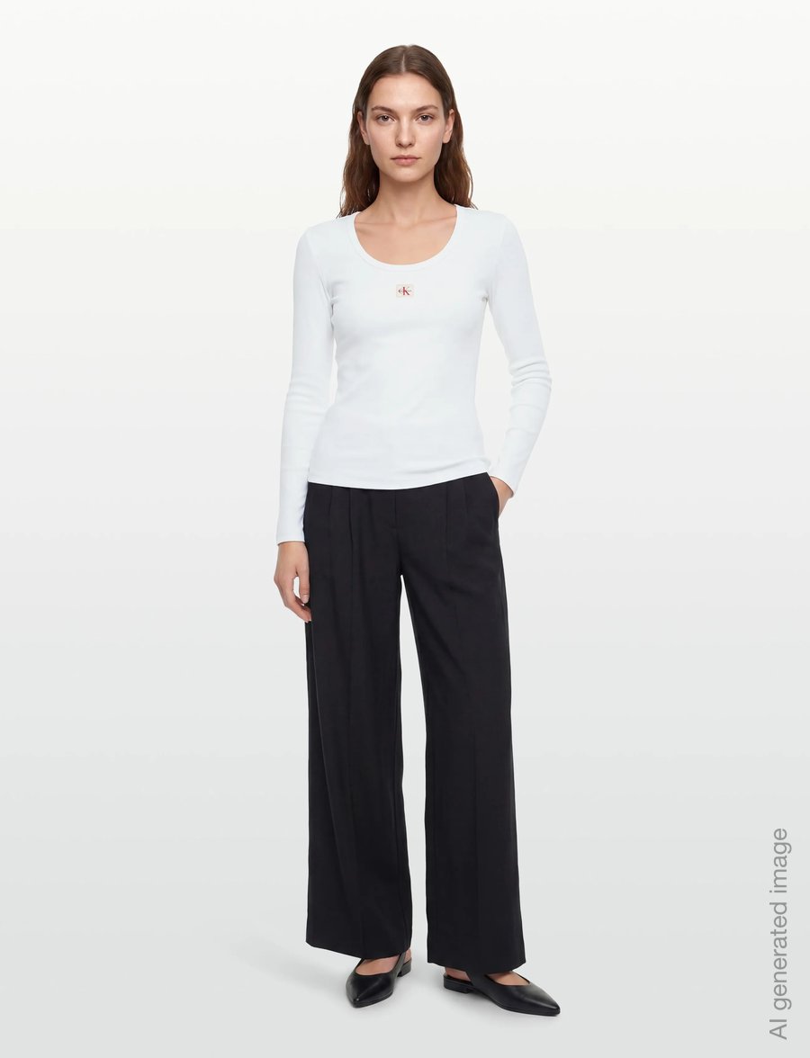 Calvin Klein Jeans - LS WOVEN LABEL 2X2 BABY RIB SCOO - langærmede toppe - bright white - 0