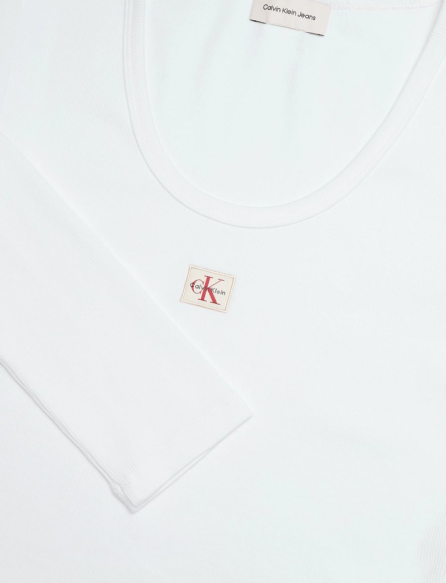 Calvin Klein Jeans - LS WOVEN LABEL 2X2 BABY RIB SCOO - langærmede toppe - bright white - 5