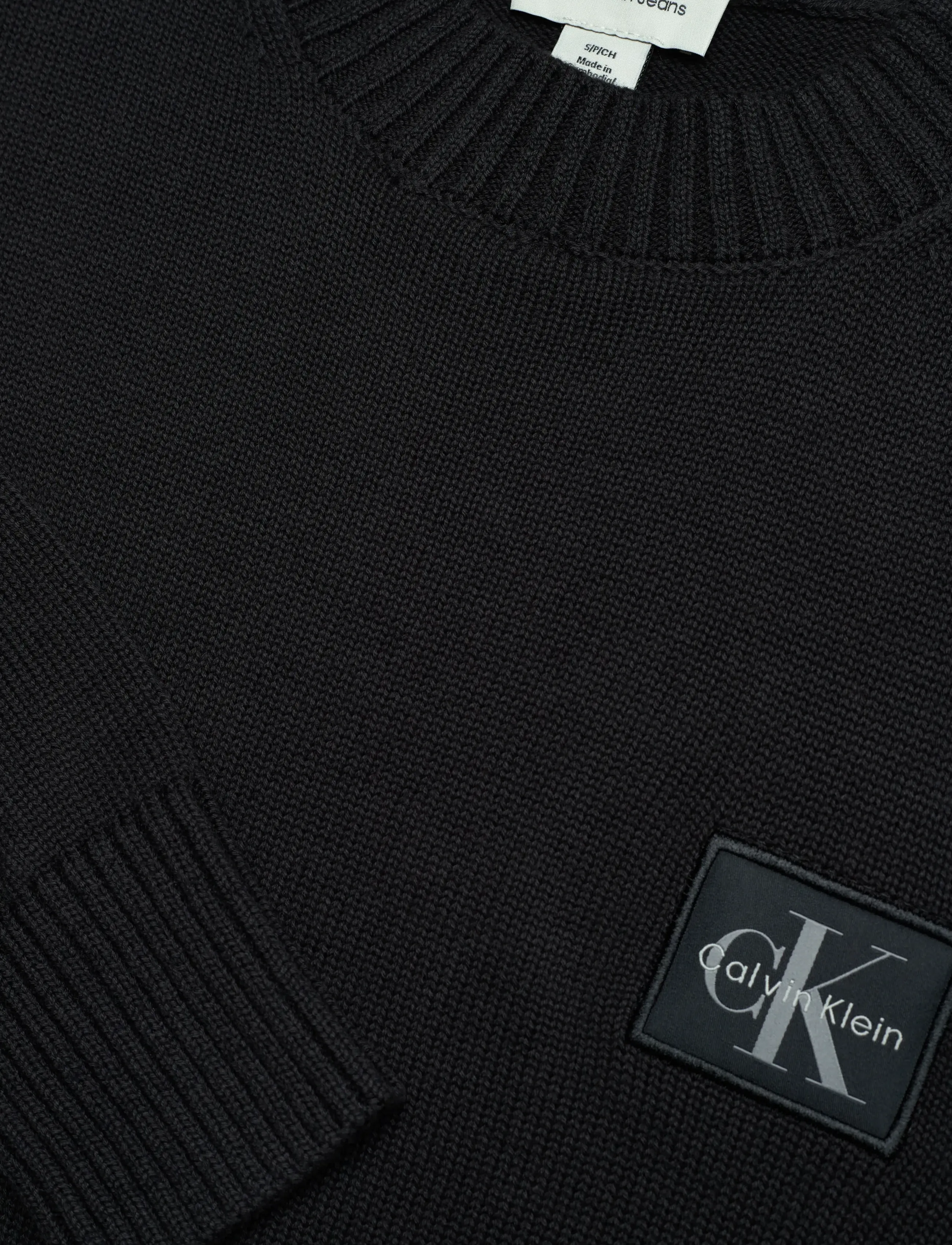 Calvin Klein Jeans - CK EMBRO BADGE SWEATER - striktrøjer - black - 2