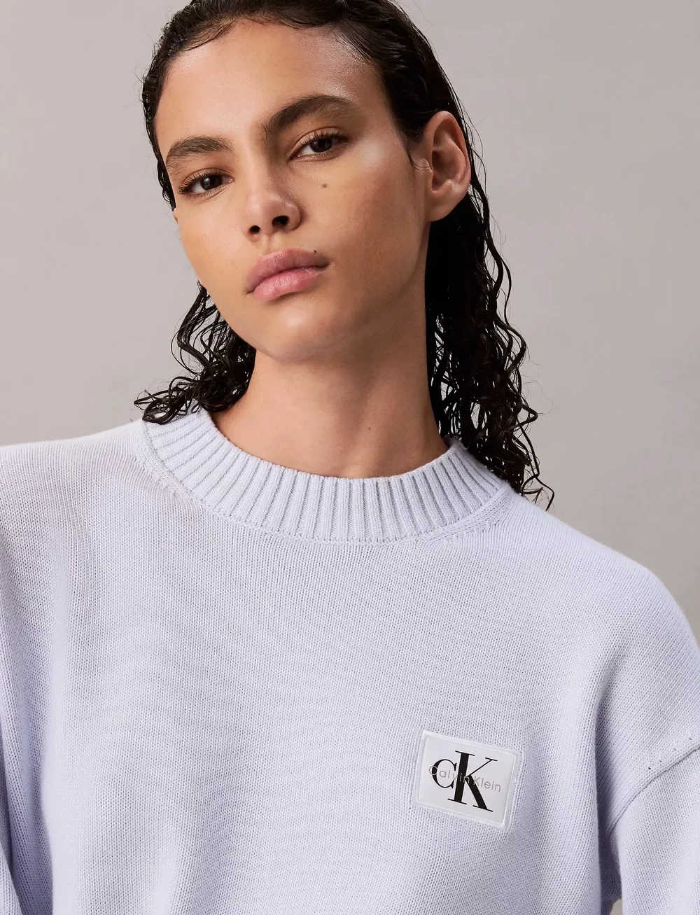 Calvin Klein Jeans - CK EMBRO BADGE SWEATER - striktrøjer - light blue - 4