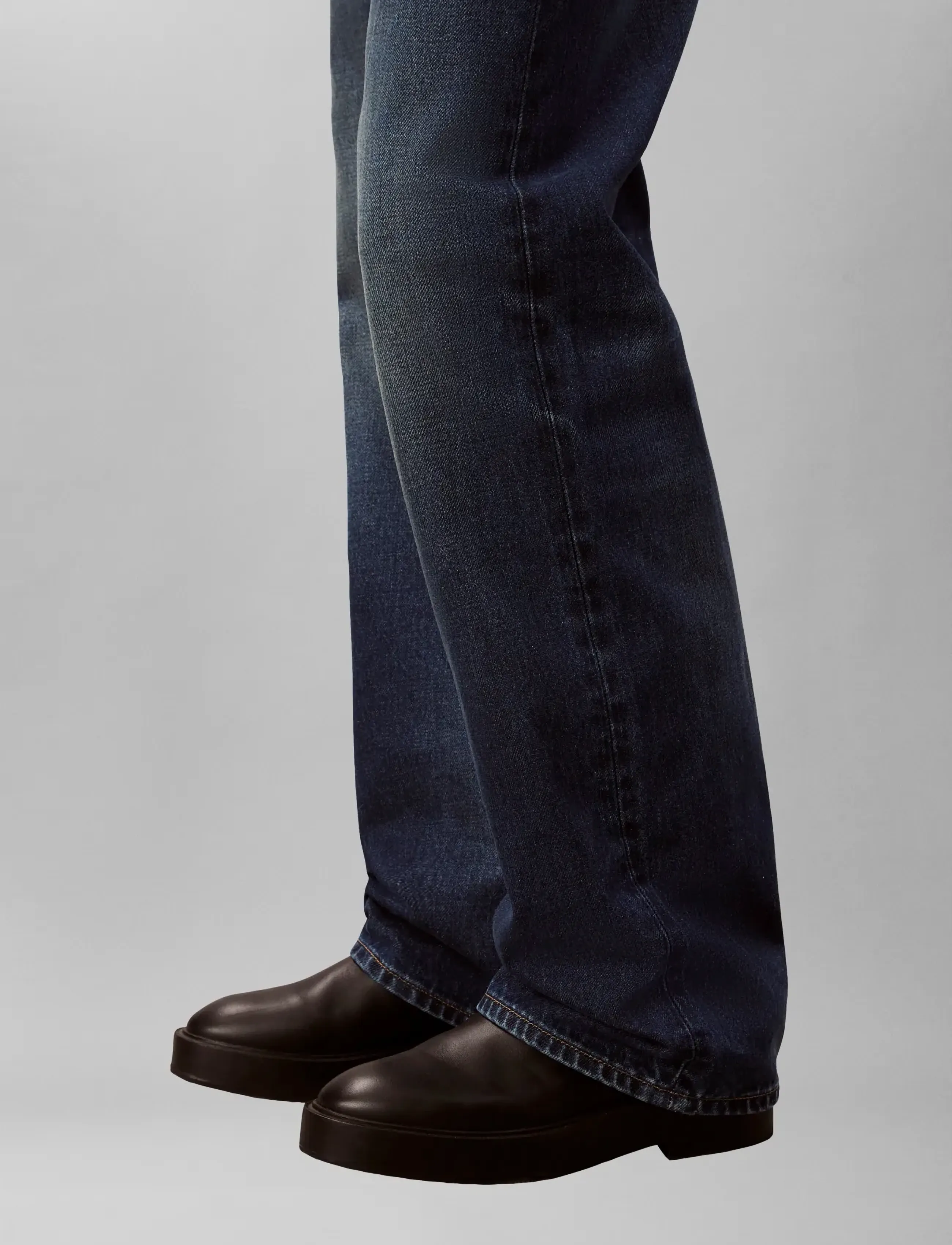 Calvin Klein Jeans Signature 90S Straight Dark Cres raka jeans dam – bild 6